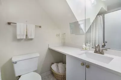 2825 N Wolcott Avenue #E, Chicago, IL 60657 - Photo 17