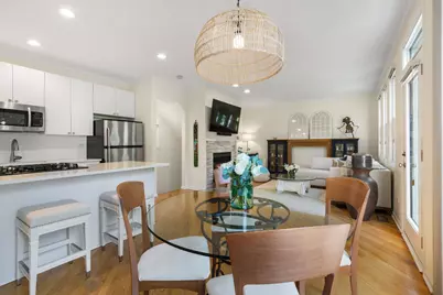 2825 N Wolcott Avenue #E, Chicago, IL 60657 - Photo 9