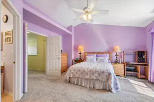 641 S Rosehall Ln, Round Lake, IL 60073 - Photo 17