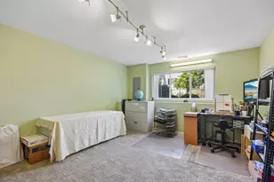 641 S Rosehall Ln, Round Lake, IL 60073 - Photo 25
