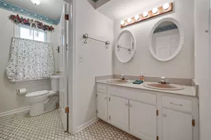 1567 Orth Dr, Wheaton, IL 60189 - Photo 15
