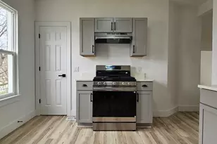 1035 Crosby St, Rockford, IL 61107 - Photo 23