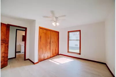 517 E Mulberry Street, Watseka, IL 60970 - Photo 29