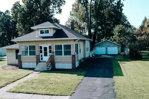 517 E Mulberry St, Watseka, IL 60970 - Photo 3