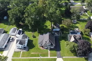 517 E Mulberry St, Watseka, IL 60970 - Photo 55