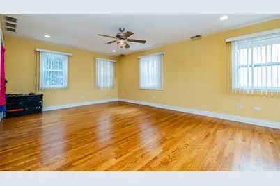 1415 N 14th Avenue, Melrose Park, IL 60160 - Photo 15
