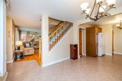 1415 N 14th Avenue, Melrose Park, IL 60160 - Photo 9