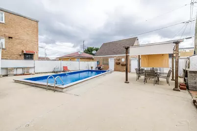 1415 N 14th Avenue, Melrose Park, IL 60160 - Photo 31