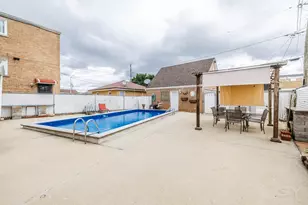 1415 N 14th Ave, Melrose Park, IL 60160 - Photo 31