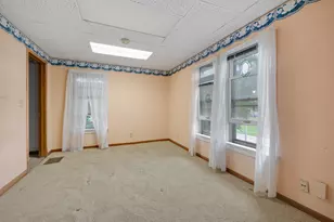 526 W South St, Woodstock, IL 60098 - Photo 21