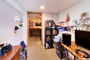 539 W 44th St, Chicago, IL 60609 - Photo 25