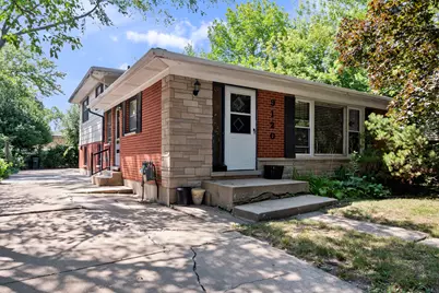 9120 E Prairie Road, Evanston, IL 60203 - Photo 1