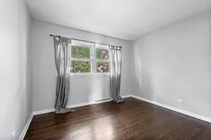 9120 E Prairie Rd, Evanston, IL 60203 - Photo 11