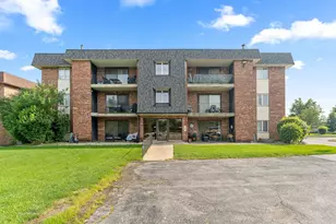 9138 W 140th St, Orland Park, IL 60462 - Photo 17