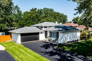 709 N Reef Rd, Lockport, IL 60441 - Photo 1