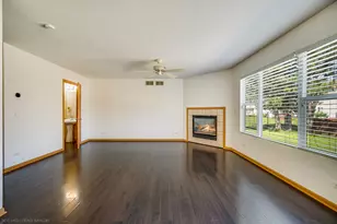 1434 Hawk Dr, Bolingbrook, IL 60490 - Photo 7