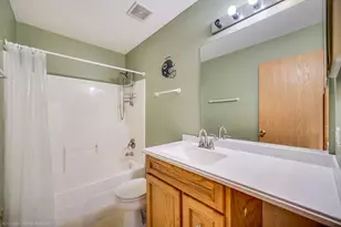 1434 Hawk Dr, Bolingbrook, IL 60490 - Photo 13
