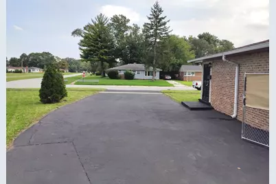 16068 Richmond Avenue, Markham, IL 60428 - Photo 7