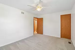 9938 Bedford Dr, Huntley, IL 60142 - Photo 37