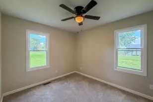 118 E Bower St, Oreana, IL 62554 - Photo 27