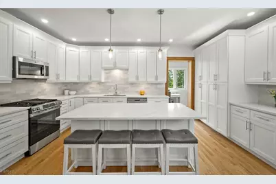 5100 N Long Avenue, Chicago, IL 60630 - Photo 13