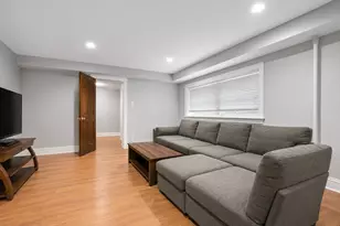 5100 N Long Ave, Chicago, IL 60630 - Photo 31