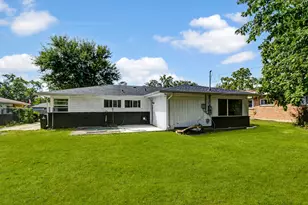 354 Winona St, Park Forest, IL 60466 - Photo 17