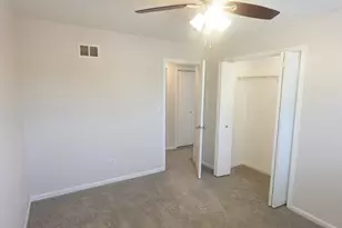 9800 S Artesian Ave, Evergreen Park, IL 60805 - Photo 17