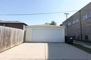 9800 S Artesian Ave, Evergreen Park, IL 60805 - Photo 7