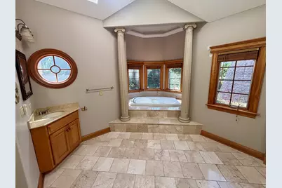 936 Hammerschmidt Avenue, Lombard, IL 60148 - Photo 13