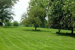 7N606 Hawthorne Ave, Medinah, IL 60157 - Photo 1