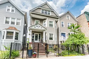 1332 W Barry Ave, Chicago, IL 60657 - Photo 1