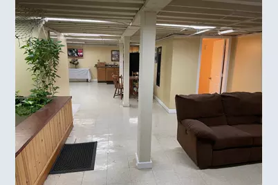 7547 N Rogers Avenue, Chicago, IL 60626 - Photo 11
