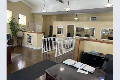 7547 N Rogers Avenue, Chicago, IL 60626 - Photo 7
