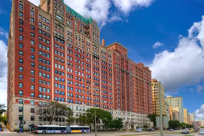 3240 N Lake Shore Drive #10D, Chicago, IL 60657 - Photo 1