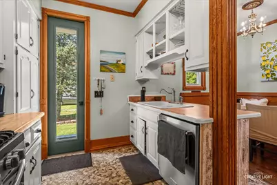 1925 Suzy Street, Lake Holiday, IL 60548 - Photo 5