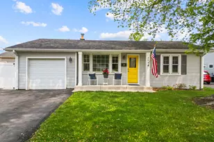 204 E Dickens Ave, Northlake, IL 60164 - Photo 1