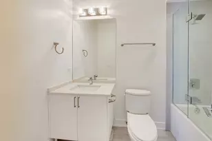 650 N Morgan St, Chicago, IL 60642 - Photo 23