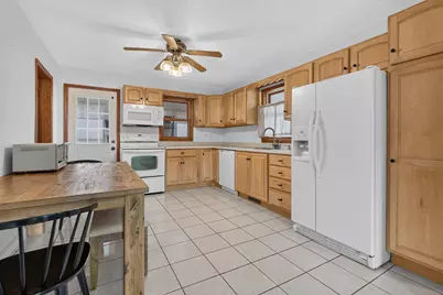 250 N Irving Street, Coal City, IL 60416 - Photo 7