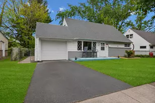 406 Winnebago St, Park Forest, IL 60466 - Photo 1