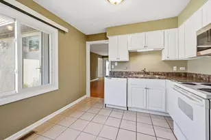 177 Cascade Dr, Indian Head Park, IL 60525 - Photo 7