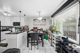 1231 San Simeon Dr, Hanover Park, IL 60133 - Photo 5