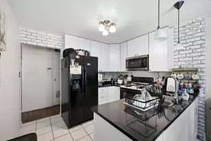 1231 San Simeon Dr, Hanover Park, IL 60133 - Photo 7