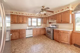 3002 Miller Ave, South Chicago Heights, IL 60411 - Photo 5