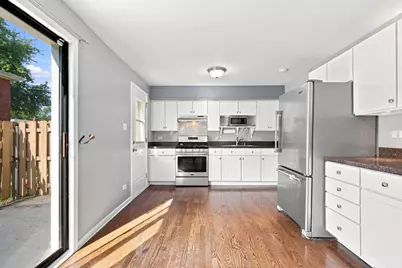 207 Linn Court #B, North Aurora, IL 60542 - Photo 9
