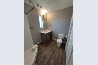 420 24th Avenue, Naplate, IL 61350 - Photo 7