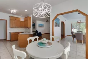 25 Spring Ridge Cir, Bloomington, IL 61704 - Photo 5