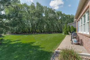 25 Spring Ridge Cir, Bloomington, IL 61704 - Photo 41