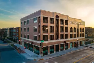551 E 47th St, Chicago, IL 60615 - Photo 1
