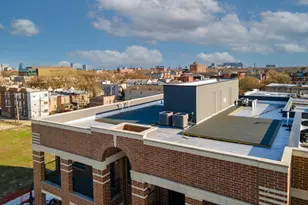 551 E 47th St, Chicago, IL 60615 - Photo 23